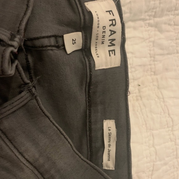 Frame Le Skinny Jeans - Picture 4 of 6